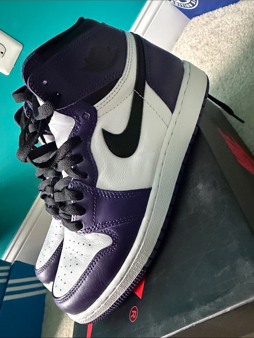 Nike Air Jordan 1 Mid Court Purple